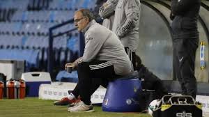 Marcelo Bielsa, o excêntrico: como balde se tornou símbolo do técnico no  Leeds United e é atração na torcida - ESPN Video